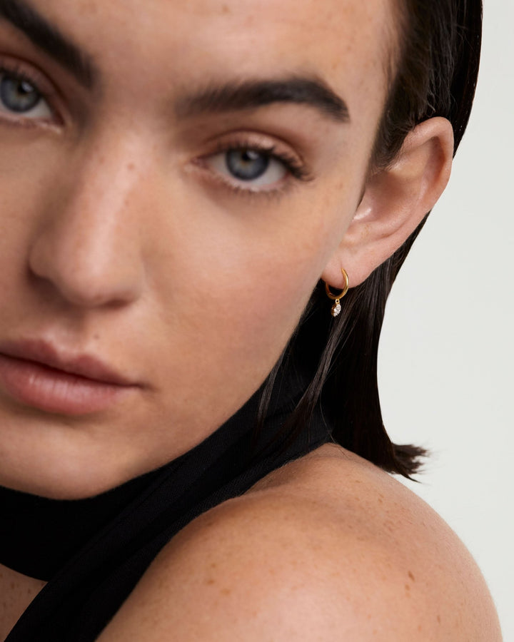 PDPAOLA 18ct Solid Gold Diamond Gold Emi Hoop Earrings - MococoPDPAOLAAR05 - A26 - U8435511747991Earrings
