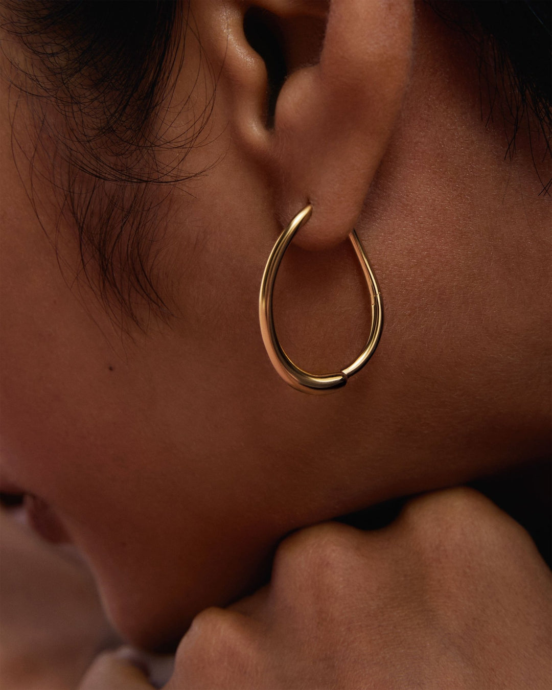 PDPAOLA Gold Halo Hoops Oval Hoop Earrings - MococoPDPAOLAAR01-G52-UEarrings
