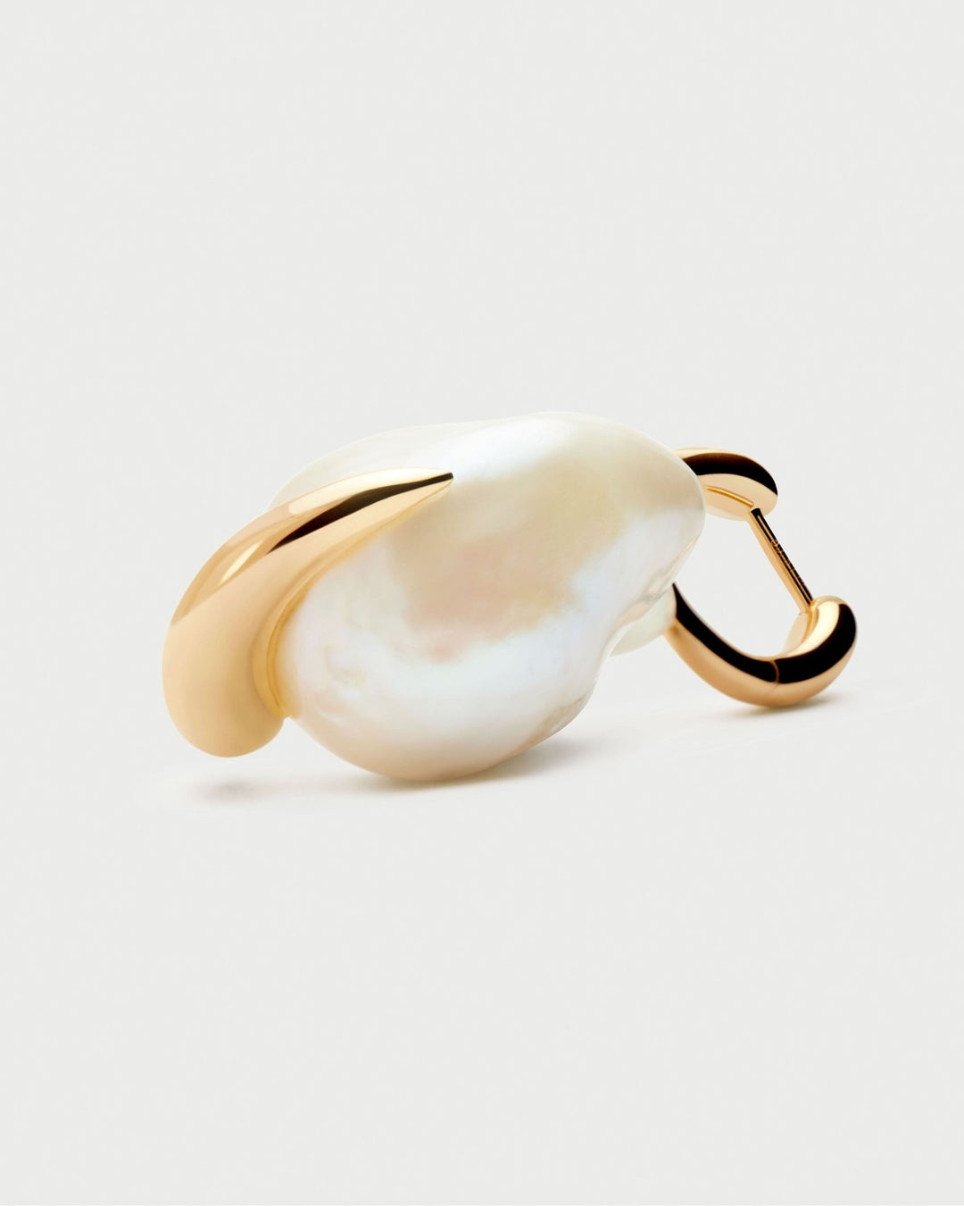 PDPAOLA Gold La Perla Marea Baroque Pearl Drop Hoop Earrings - MococoPDPAOLAAR01-G53-UEarrings