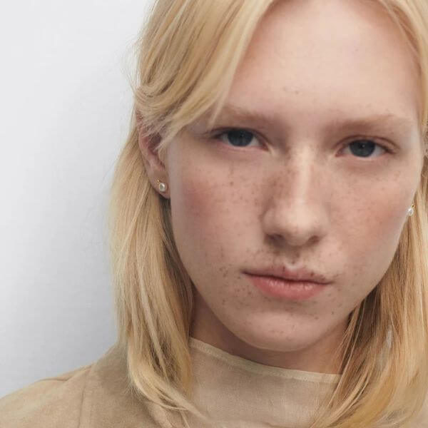 PDPAOLA Gold La Perla Pearl Mini Stud Earrings - MococoPDPAOLAAR01-E61-U8435511766053Earrings