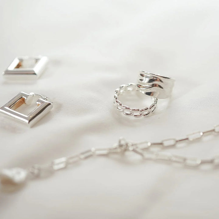 Daisy Polly Sayer Chunky Tidal Ring