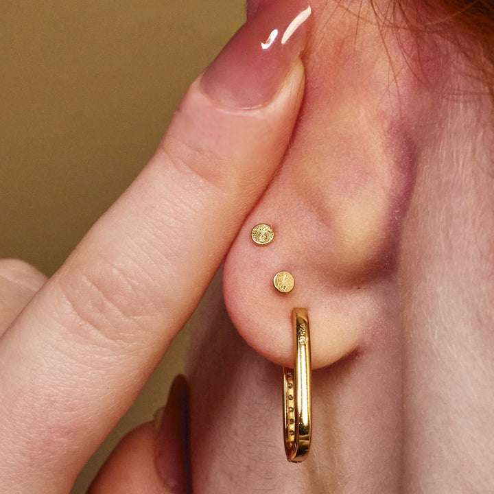 Scream Pretty Gold and Silver Stone Single Flat Back Earrings image 4