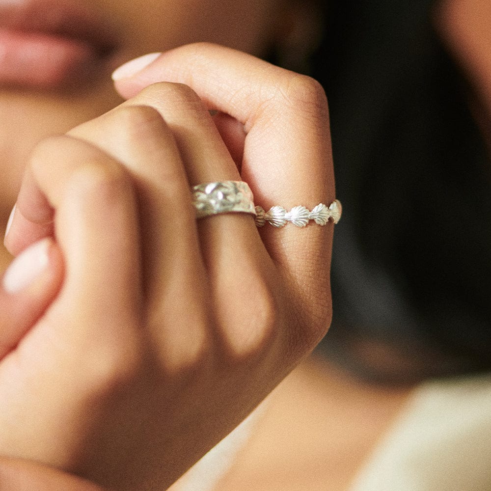 Daisy Shell Stacking Ring