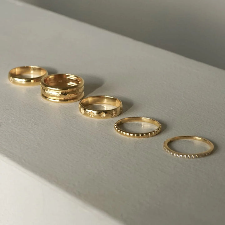 Daisy Star Engraved Stacking Ring