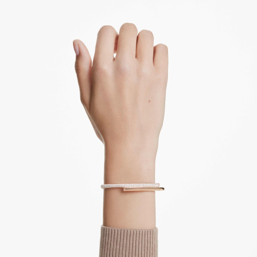 Swarovski Dextera Magnetic Closure White Rose Gold - Tone Plated Bangle - MococoSwarovski56922679009656922675Bracelets