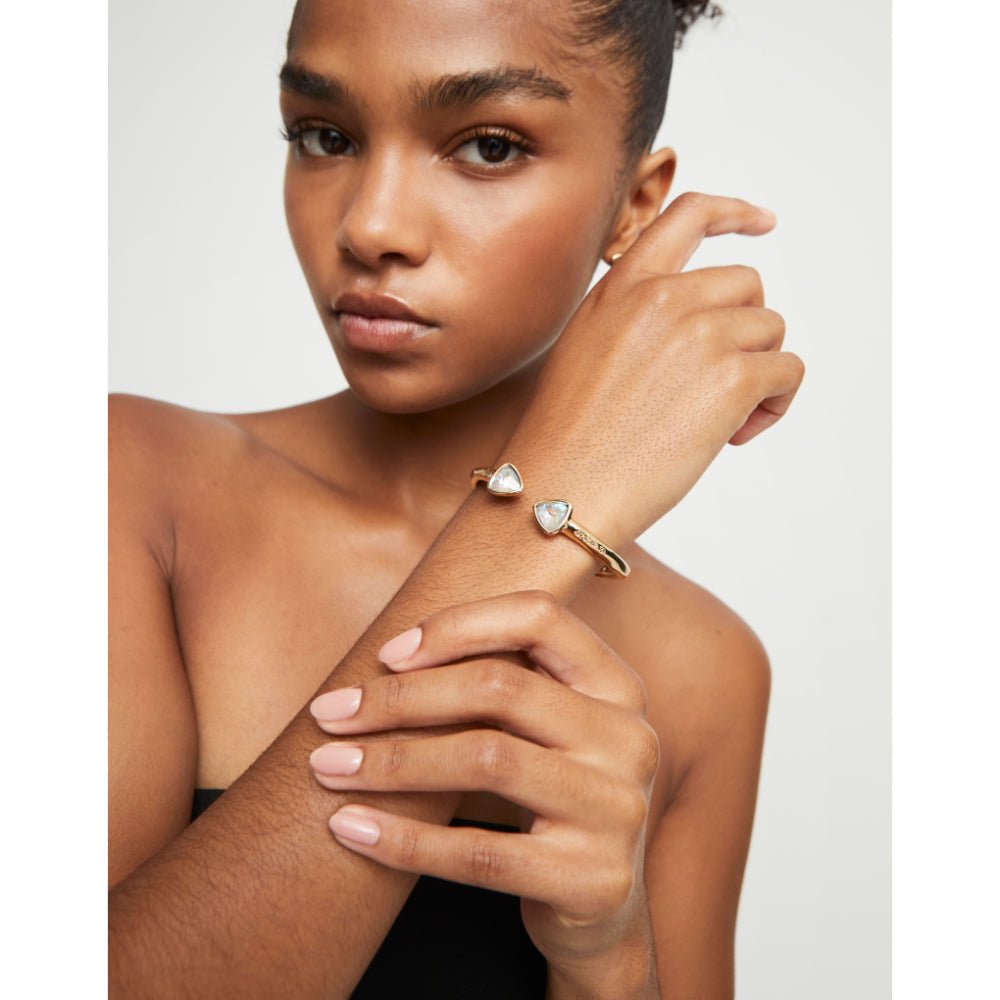 Unode50 18K Gold Plated Cuff Two Multicolored Crystals Bracelet - MococoUNOde50PUL2510-M-18KBracelet