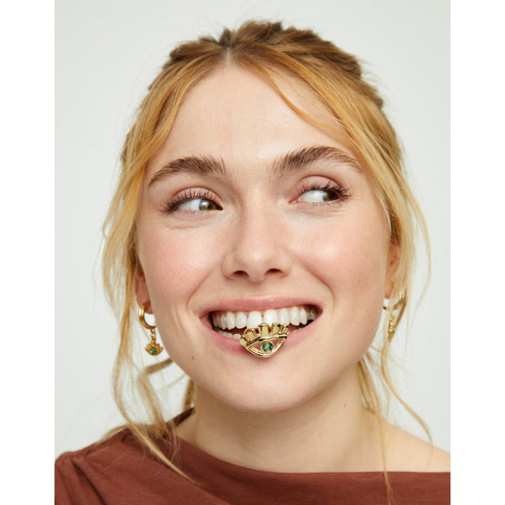 Unode50 18K Gold Plated Eye - Shaped Faceted Green Crystal Ring - MococoUNOde50ANI0855-12-18KRings