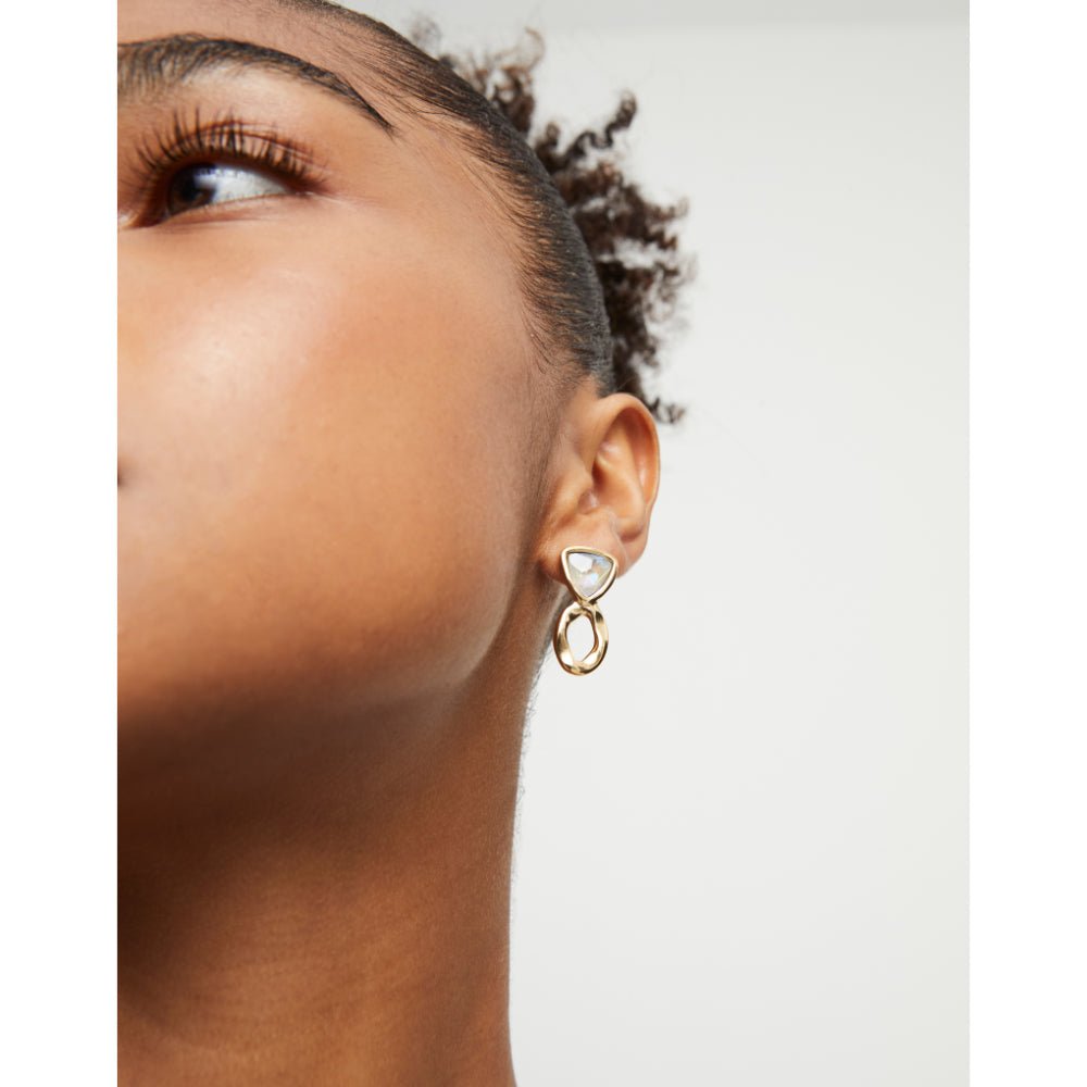 Unode50 18K Gold Plated Green Crystals Drop Earring - MococoUNOde50PEN0980MCLORO0UEarrings