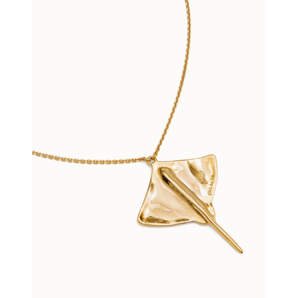 Unode50 18K Gold Plated Long Chain Pendant Manta Ray Necklace - MococoUNOde50COL1931-18KNecklaces