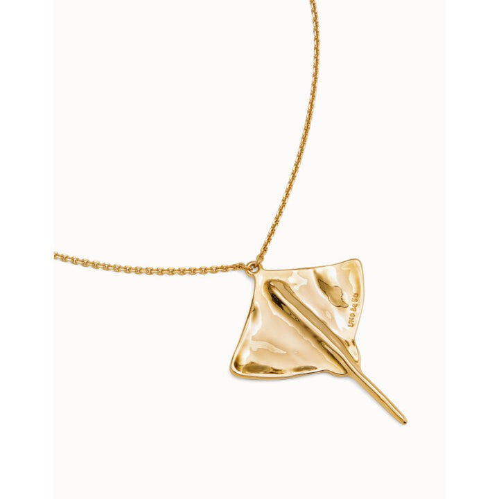 Unode50 18K Gold Plated Long Chain Pendant Manta Ray Necklace - MococoUNOde50COL1931-18KNecklaces