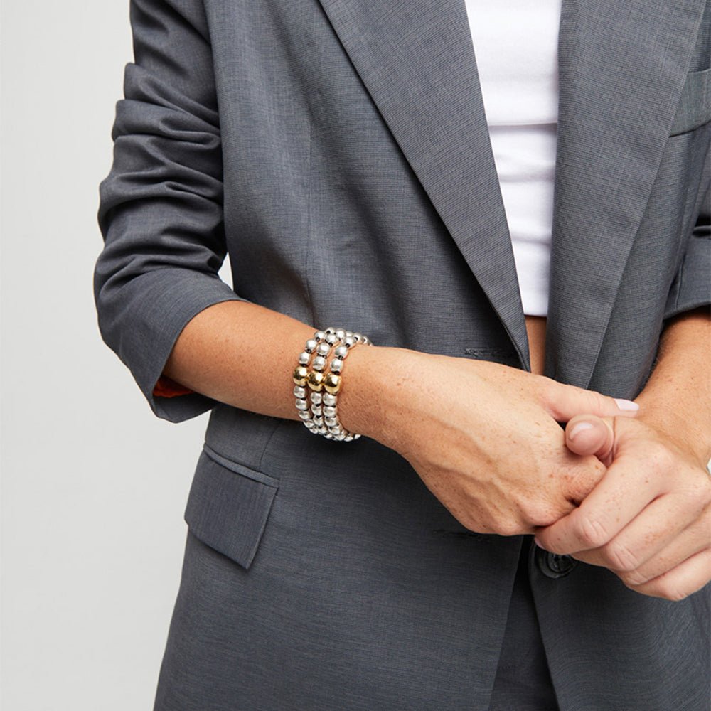 Unode50 18K Gold Plated Three Strand Beaded Leather Bracelet - MococoUNOde50PUL2550OROMTL0MBracelets