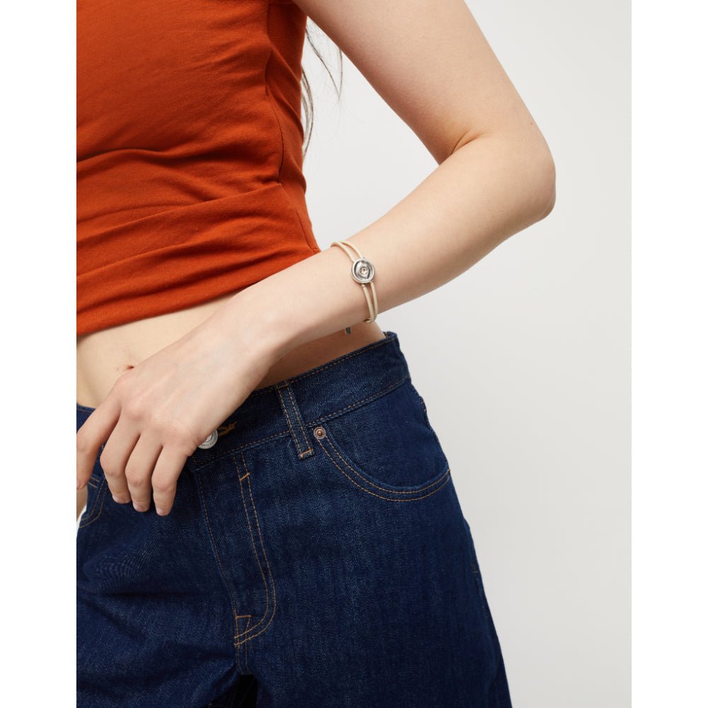 Unode50 Sterling Silver Double Ivory Leather Birthstone Eye Bracelet - MococoUNOde50PUL2601-SLV-IVBracelet