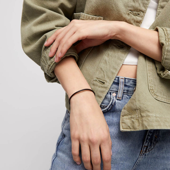UNOde50 Sterling Silver - Plated Clasp Leather Charm Bracelet - MococoUNOde50PUL2498MTL0000UBracelets