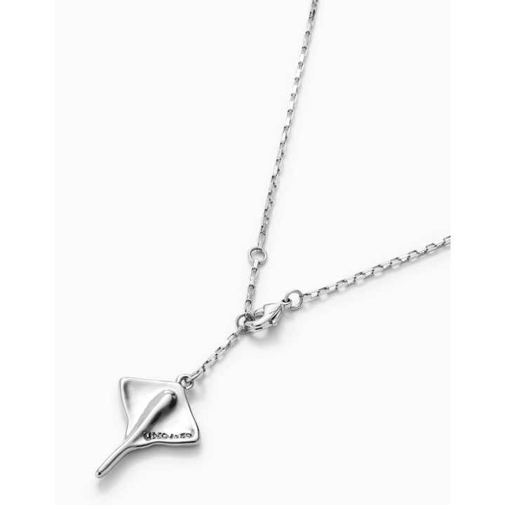 Unode50 Sterling Silver Short Chain Pendant Manta Ray Necklace image 5