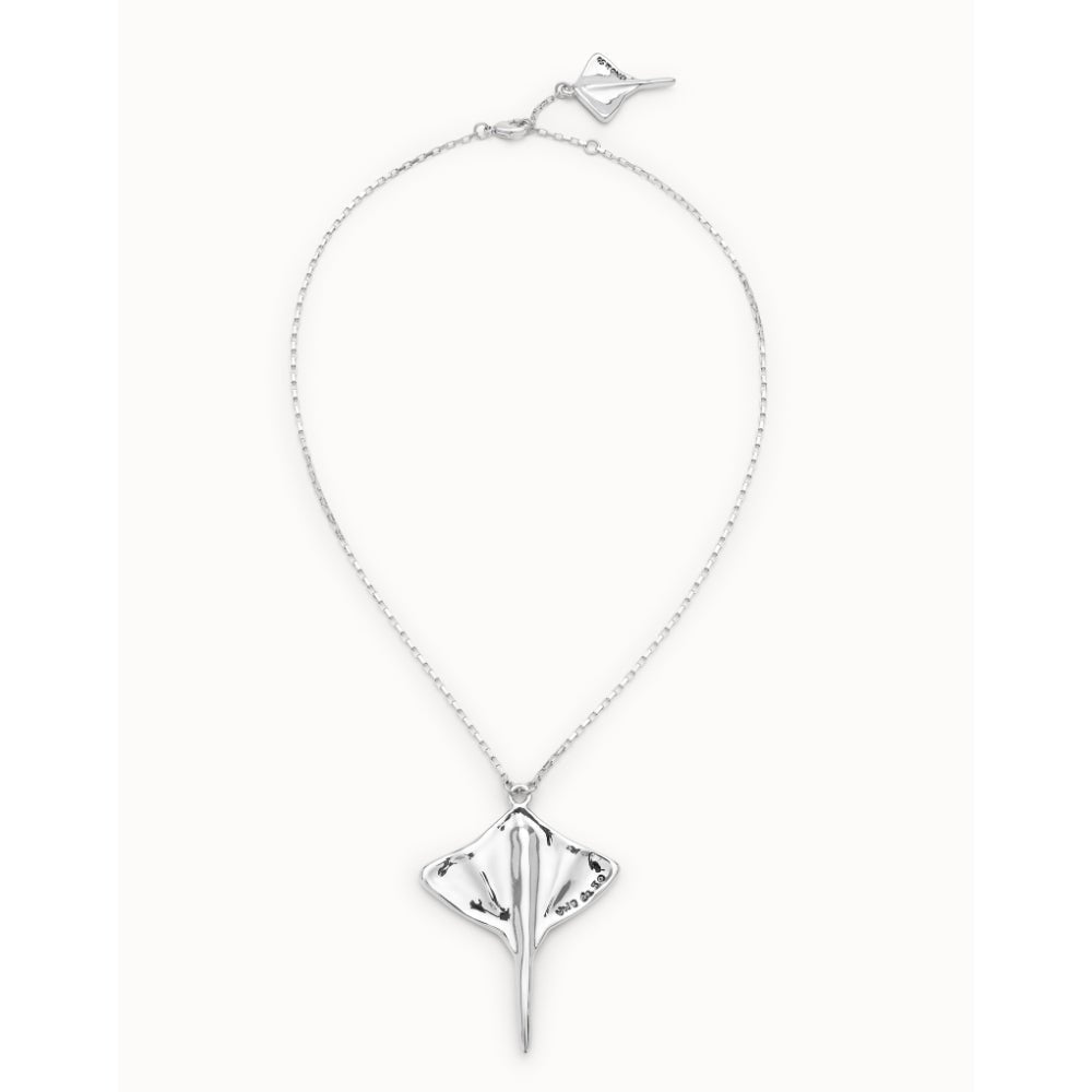 Unode50 Sterling Silver Short Chain Pendant Manta Ray Necklace - MococoUNOde50COL1930-UNecklaces