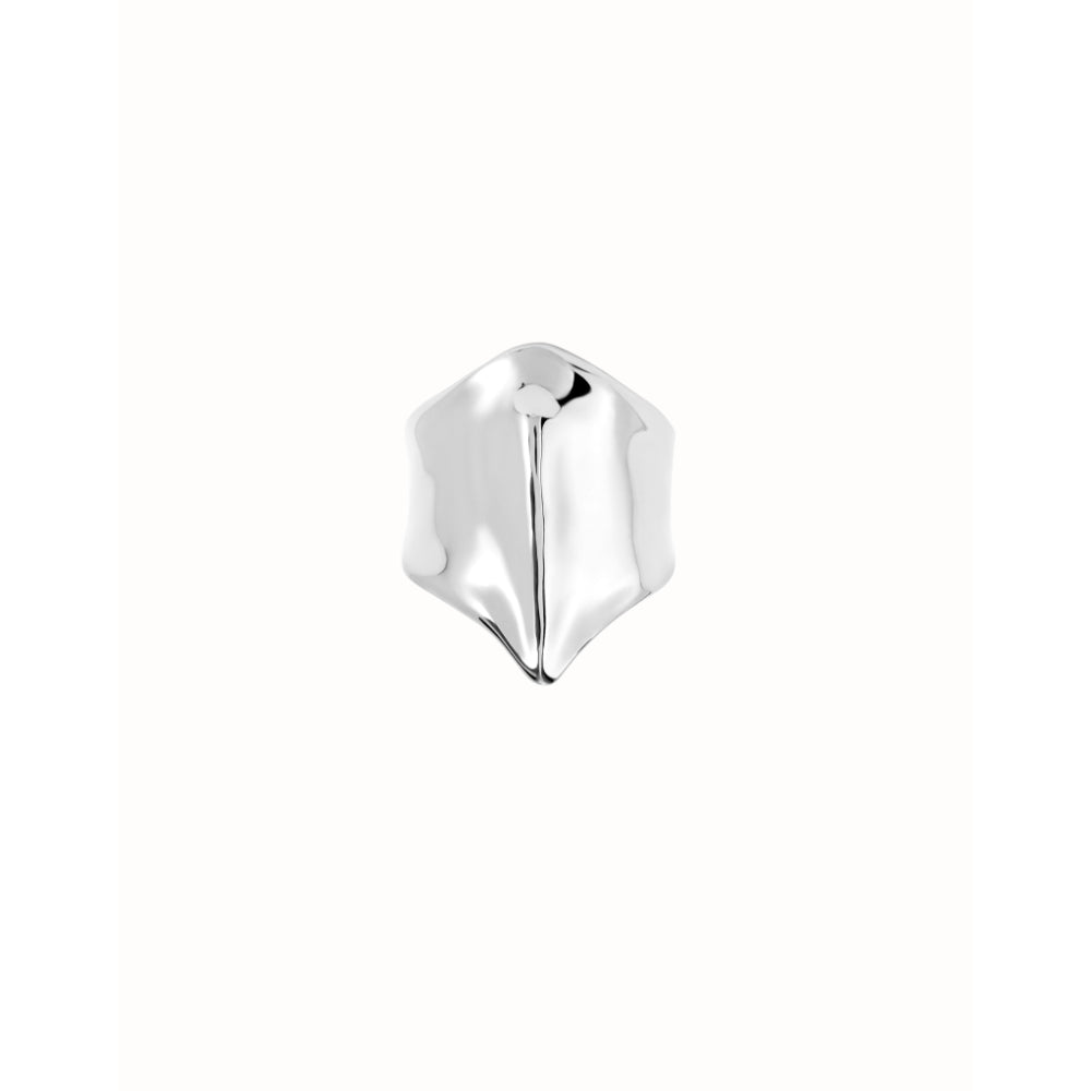 Unode50 Sterling Silver The Shape of a Manta Ray Ring image