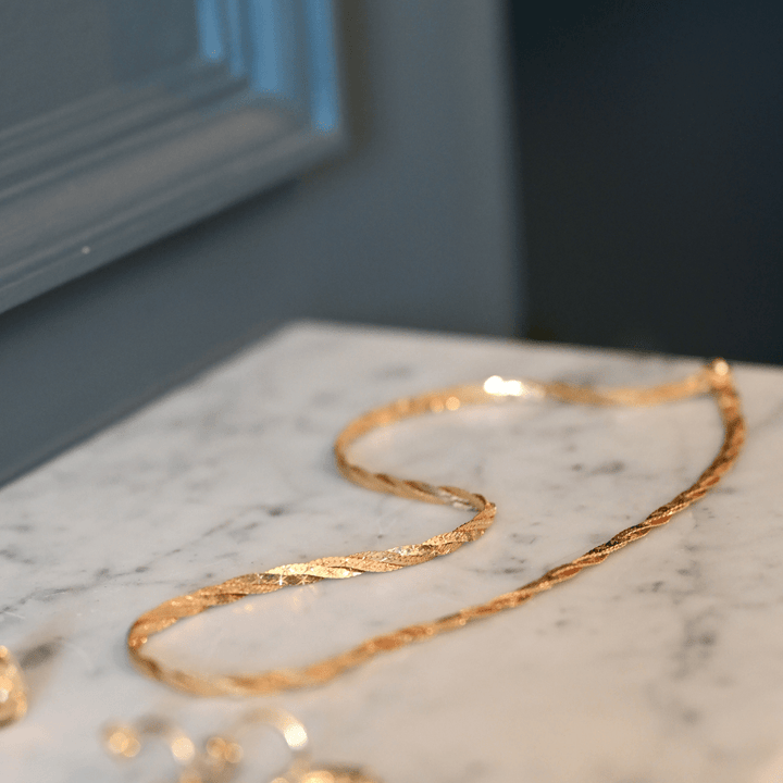 Daisy London 18ct Gold Plate Vita Weaved Chain Necklace - MococoDaisy LondonAN05_GP5056104111291Necklaces