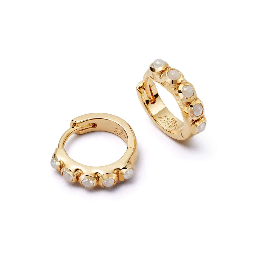 Daisy London Gold Mini Pearl Huggie Earrings - MococoDaisy LondonSE09_GPEarrings