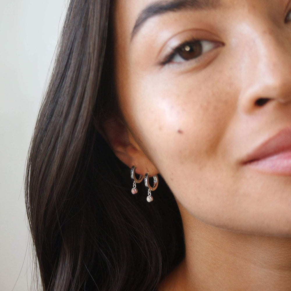 Daisy London Sterling Silver Howlite Healing Huggie Hoops - MococoDaisy LondonHE3006_SLV5056104108963Earrings