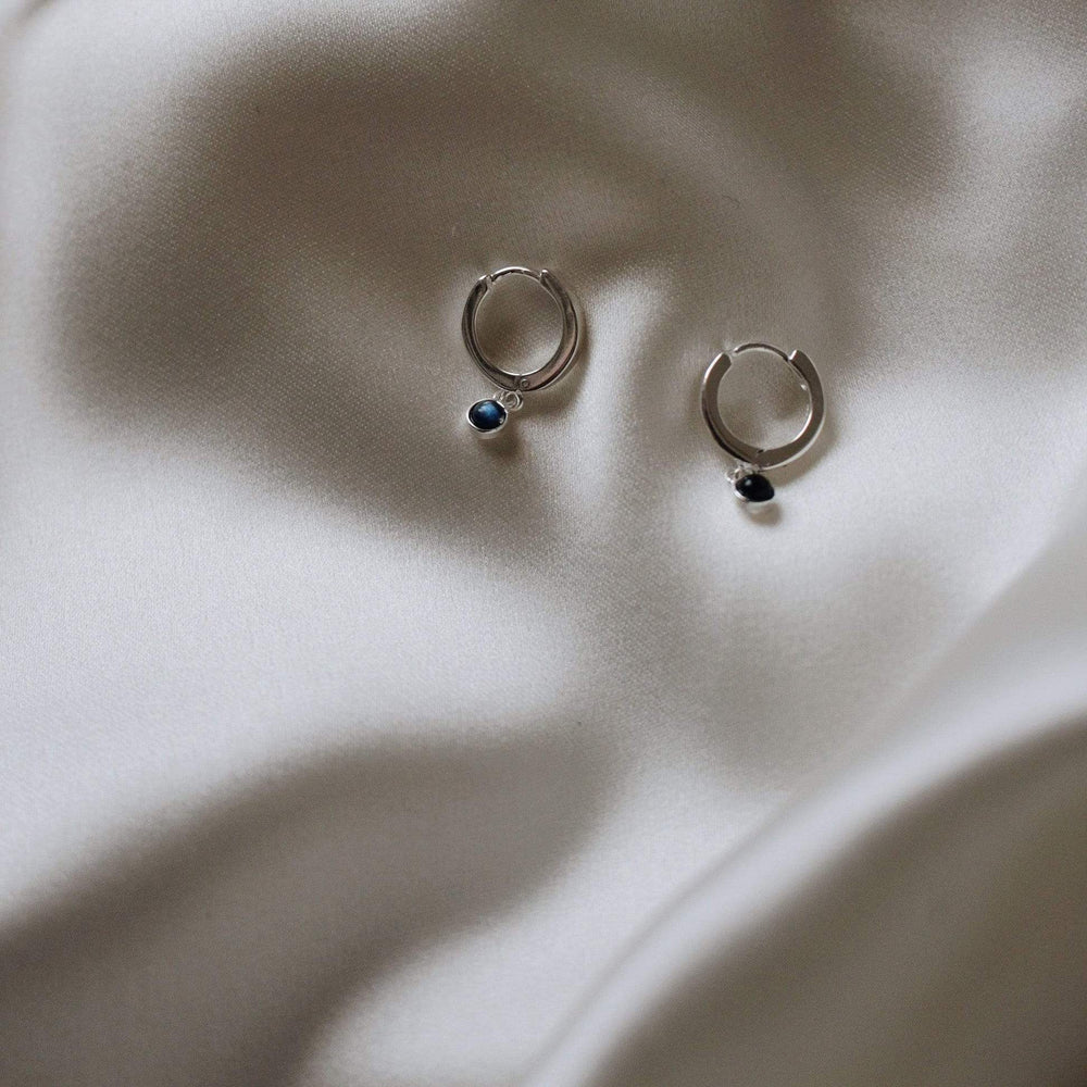 Daisy London Sterling Silver Labradorite Healing Huggie Hoops - MococoDaisy LondonHE3007_SLV5056104108987Earrings