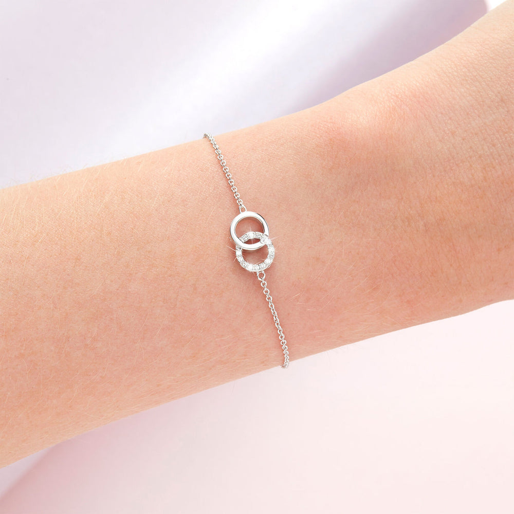 Olivia Burton Silver Bejewelled Interlink Chain Bracelet - MococoOlivia BurtonOBJCOB097613272374545Bracelets